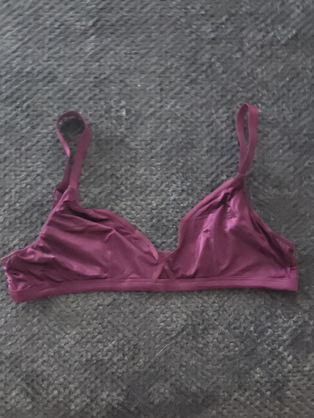 Victoria's Secret Wireless Bralette - Plum Size Medium